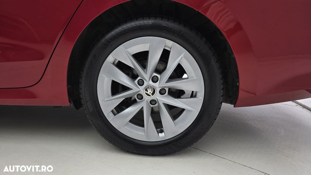 Skoda Octavia Combi 2.0 TDI DSG 4X4 Style - 22