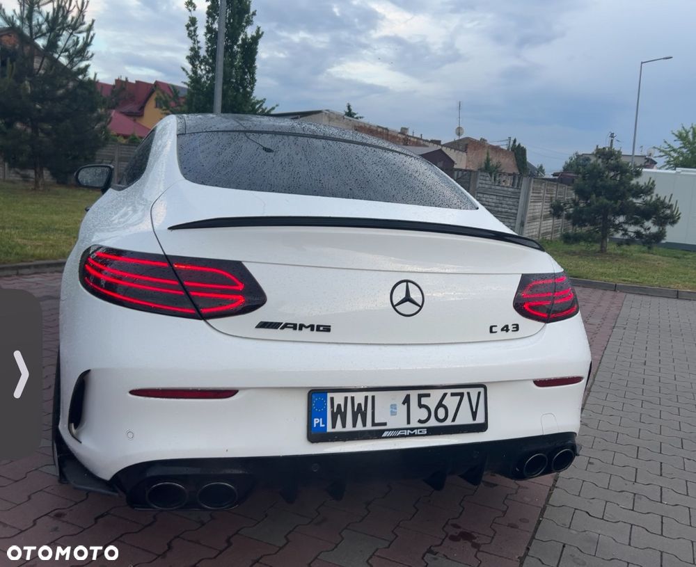 Mercedes-Benz Klasa C AMG 43 Coupe 4Matic 9G-TRONIC Night Edition - 24
