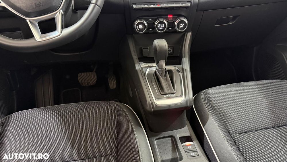 Renault Captur PHEV 160 Techno - 15