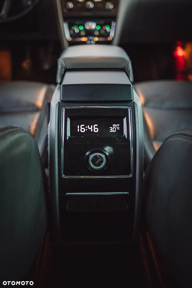 Skoda Superb 1.6 TDI Exclusive - 25