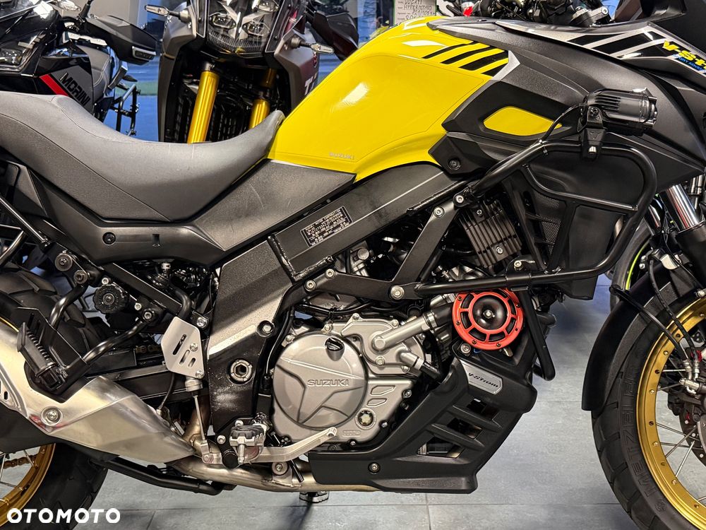 Suzuki V-STROM - 7