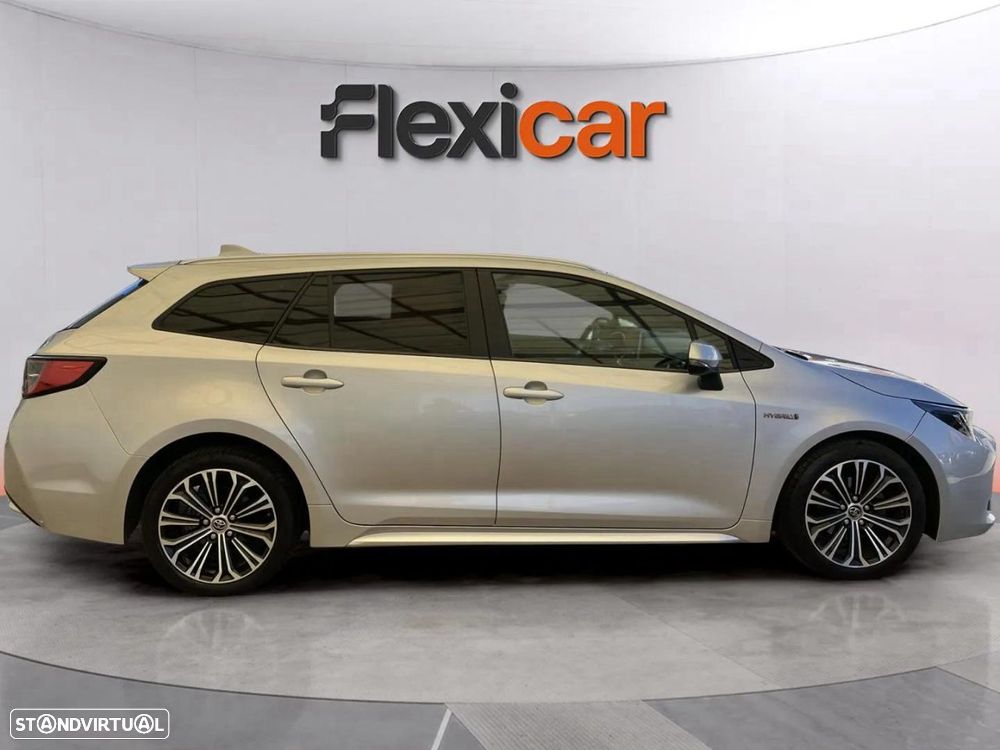 Toyota Corolla Touring Sports 1.8 Hybrid Comfort+P.Sport - 2
