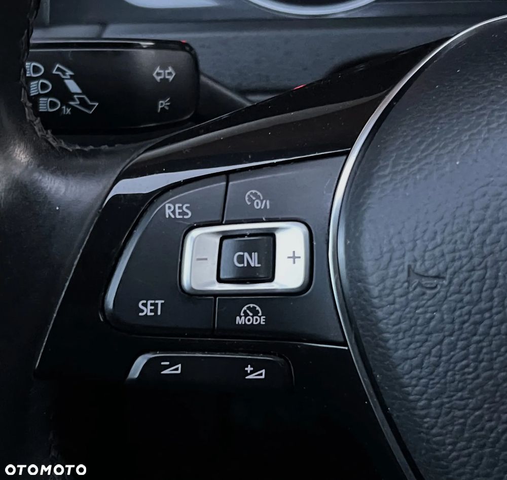 Volkswagen Golf 1.0 TSI Trendline - 28