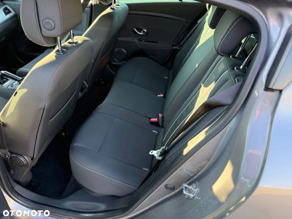 Renault Megane ENERGY TCe 115 Start & Stop Authentique - 7