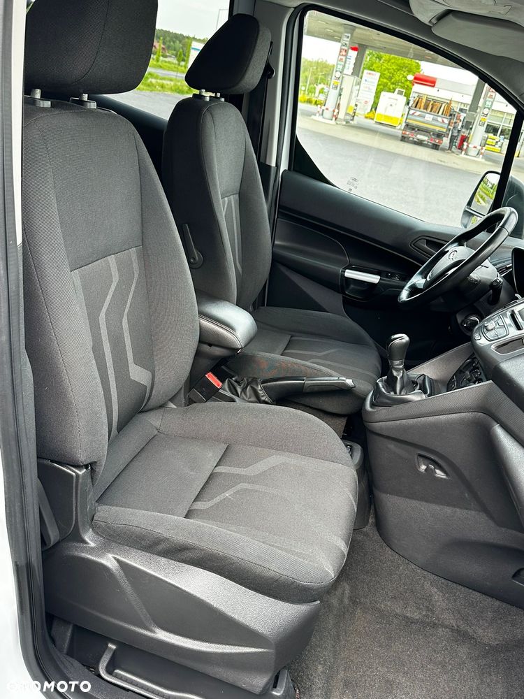 Ford Tourneo Connect Grand - 10