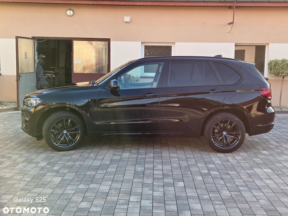 BMW X5 xDrive40d - 16