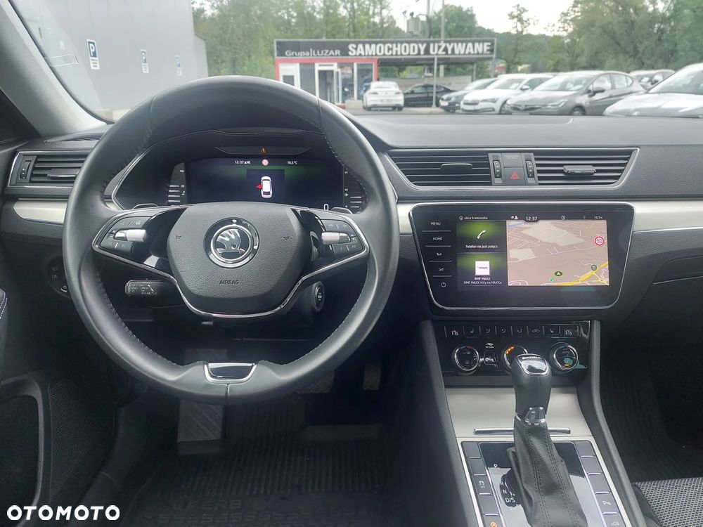 Skoda Superb 2.0 TDI DSG Style - 11