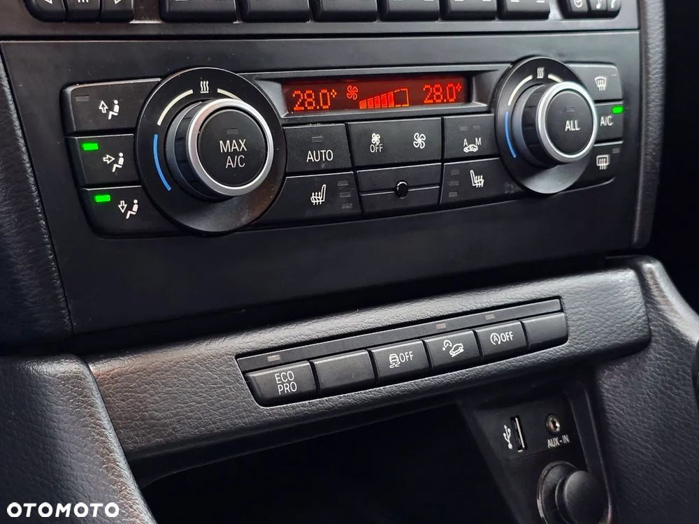 BMW X1 xDrive18d Sport Line - 33