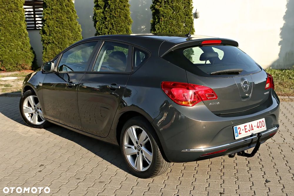 Opel Astra 1.7 CDTI DPF Cosmo - 26
