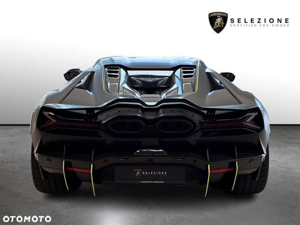 Lamborghini Revuelto - 5