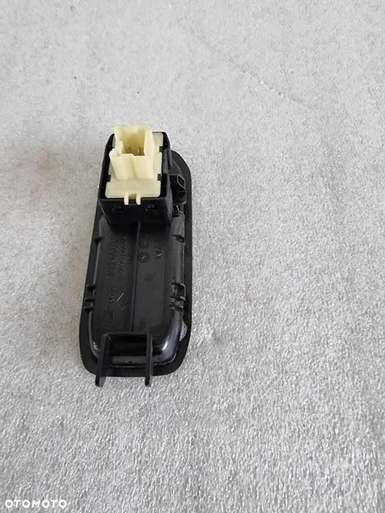 PANEL PRZEŁĄCZNIK SZYB PRAWY PRZÓD DACIA DUSTER II - 3