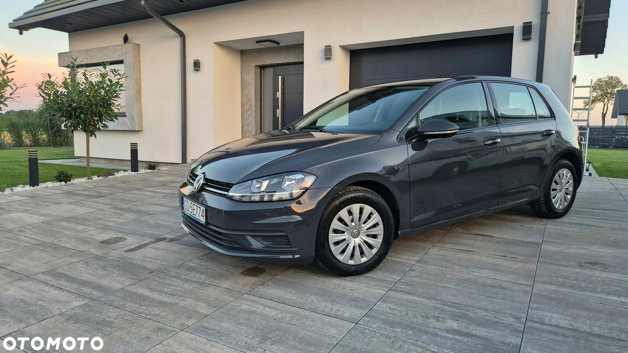 Volkswagen Golf VII 1.6 TDI BMT Trendline - 3