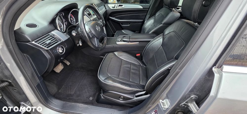 Mercedes-Benz ML - 7