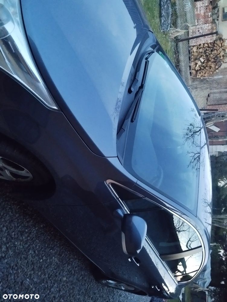 Toyota Avensis 1.8 Luna - 2