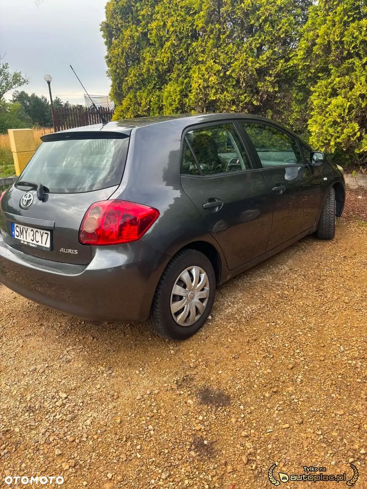 Toyota Auris 1.4 D-4D Luna - 8