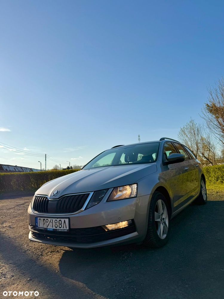 Skoda Octavia 1.6 TDI Ambition - 1