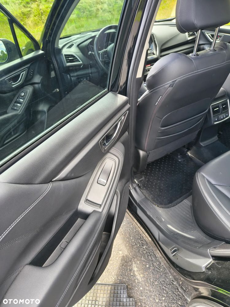 Subaru Forester 2.0i-L Platinum (EyeSight) Lineartronic - 12