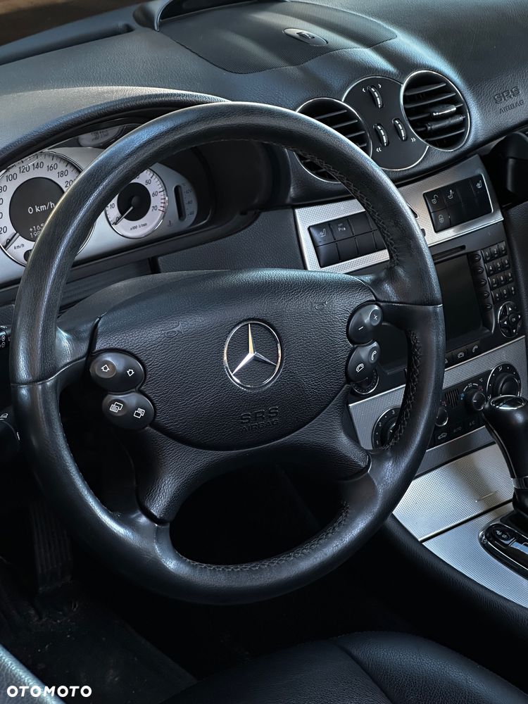 Mercedes-Benz CLK - 17