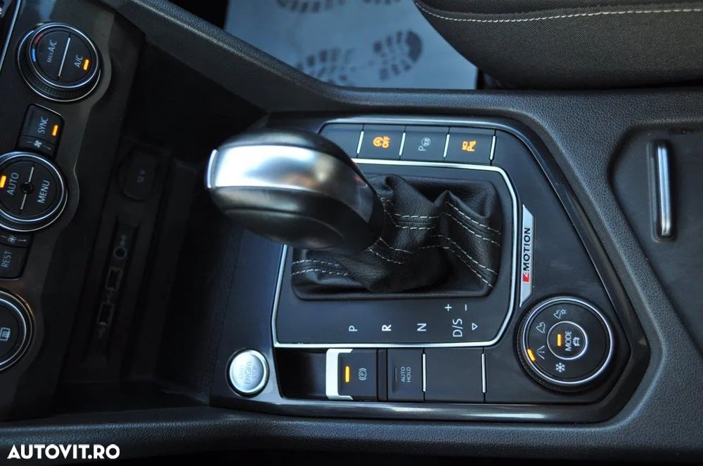 Volkswagen Tiguan Allspace 2.0 TDI SCR 4Motion DSG Highline - 25