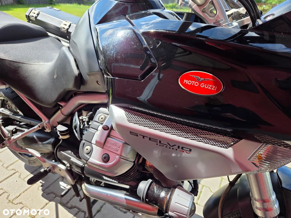 Moto Guzzi Stelvio - 14
