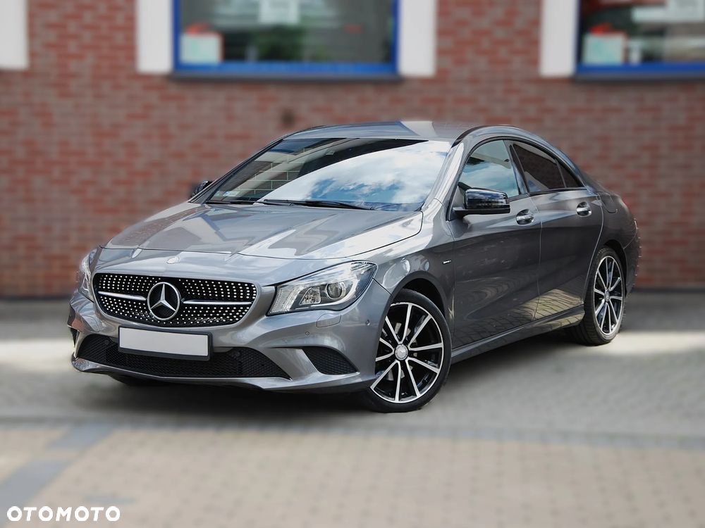 Mercedes-Benz CLA 220 CDI 7G-DCT AMG Line - 19