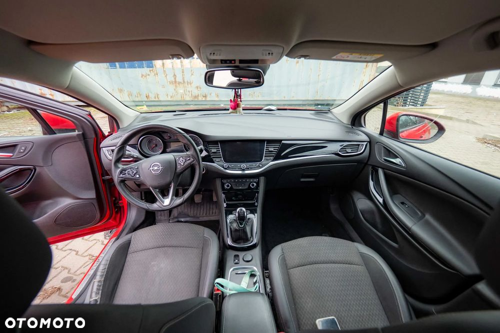 Opel Astra V 1.4 T Elite - 11