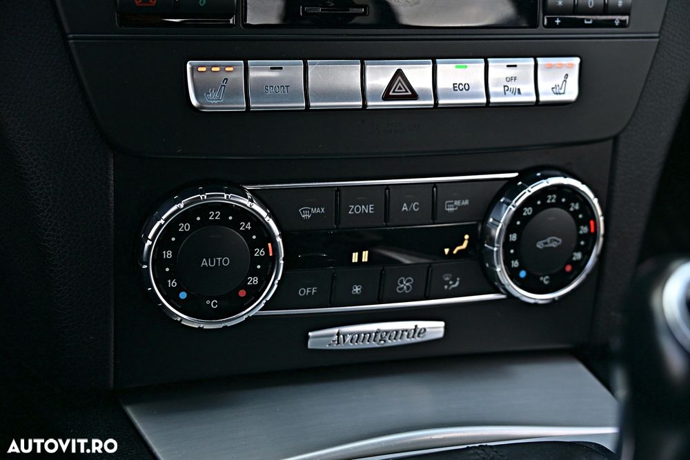 Mercedes-Benz C - 15