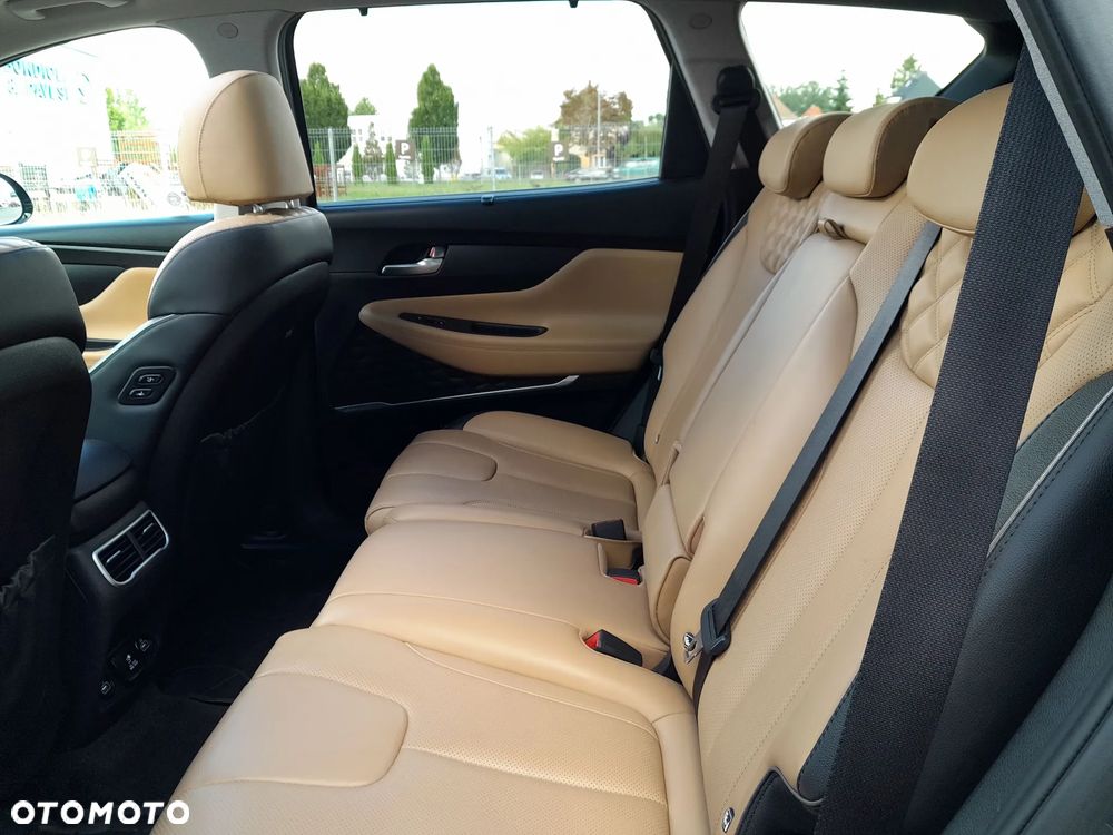 Hyundai Santa Fe 1.6 T-GDI HEV Platinum 4WD - 29