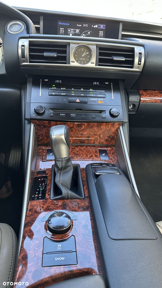 Lexus IS 250 Elegance - 16