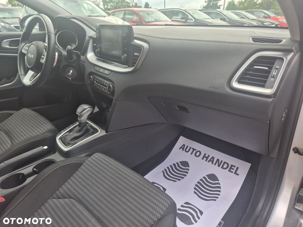 Kia Ceed 1.5 T-GDI MHEV L DCT - 16