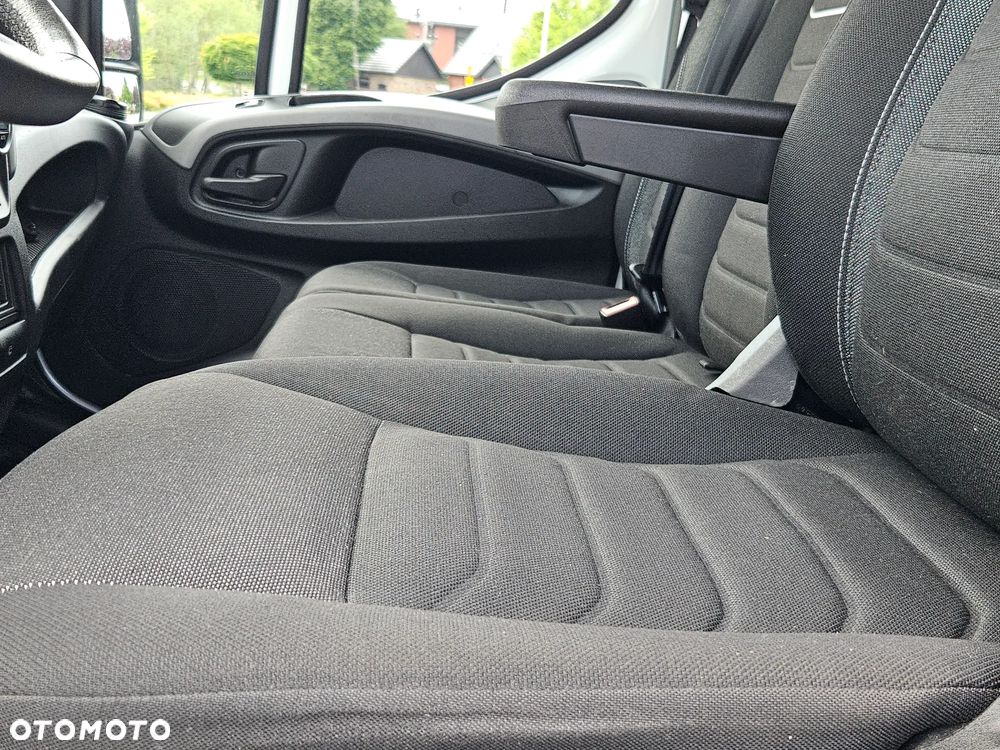 Iveco Daily 35-210, Hi-Matic Kontener plus winda 750 kg. - 24