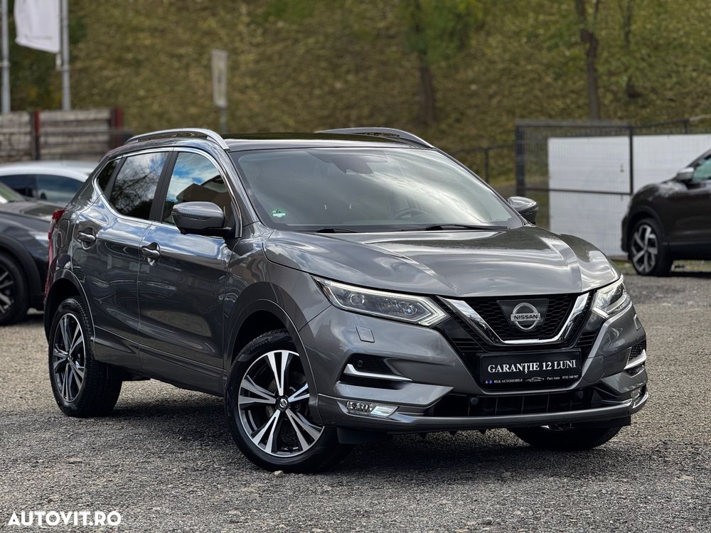Nissan Qashqai 1.6 DIG-T TEKNA - 2