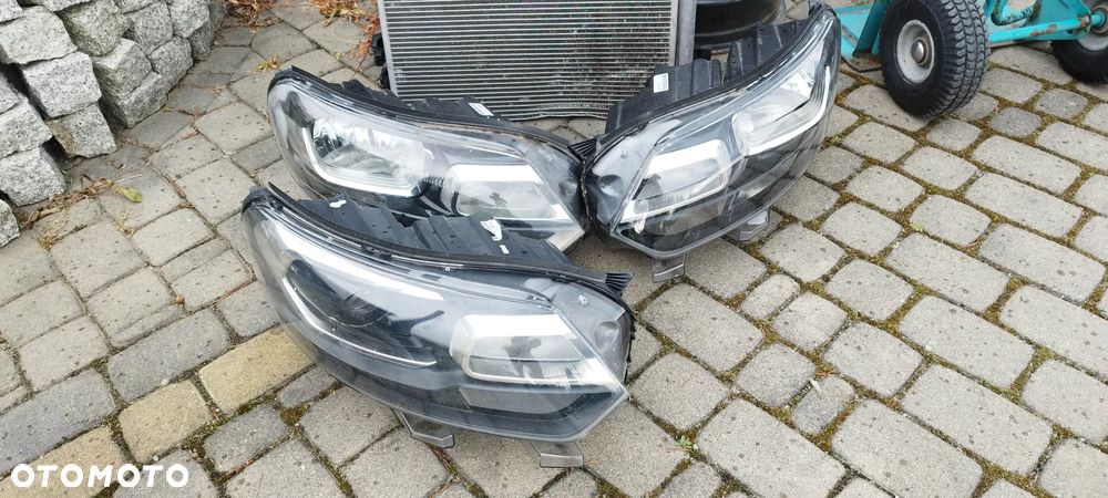 lampy przednie proace jumpy expert - 1