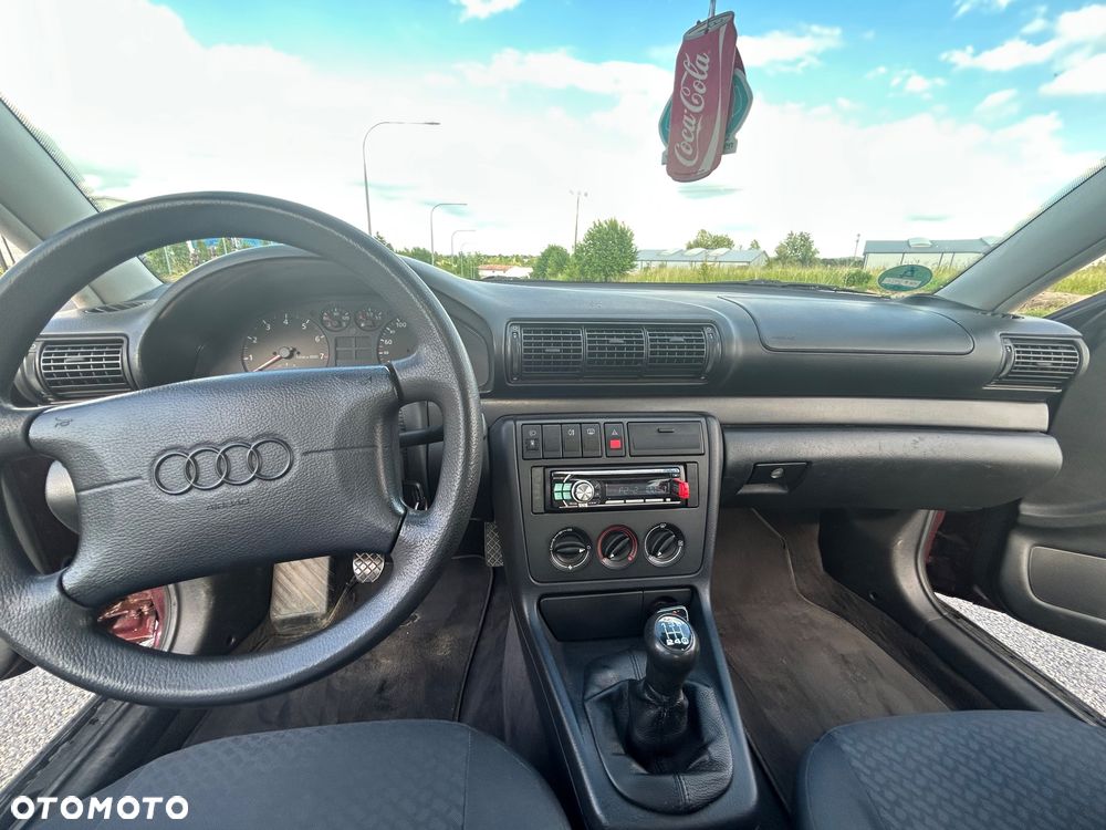 Audi A4 Limousine - 7