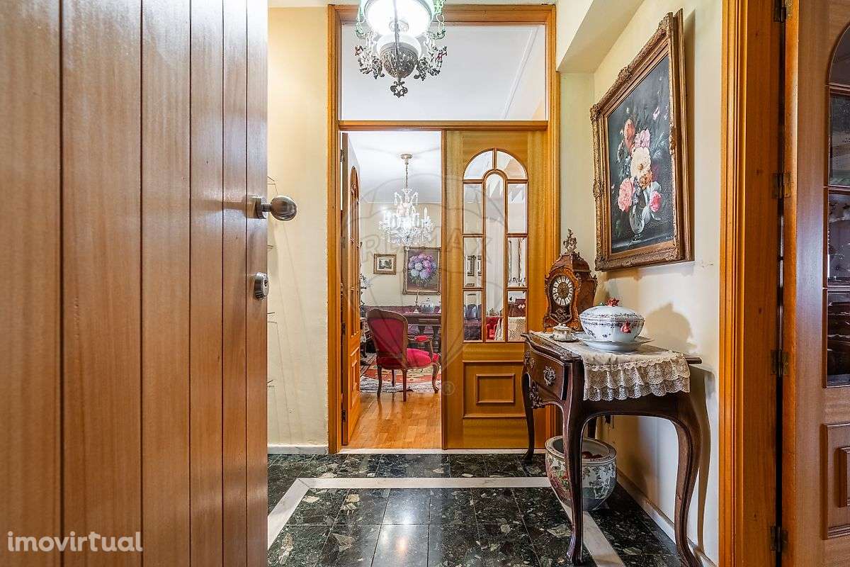 Apartamento T4 para venda - Grande imagem: 2/28