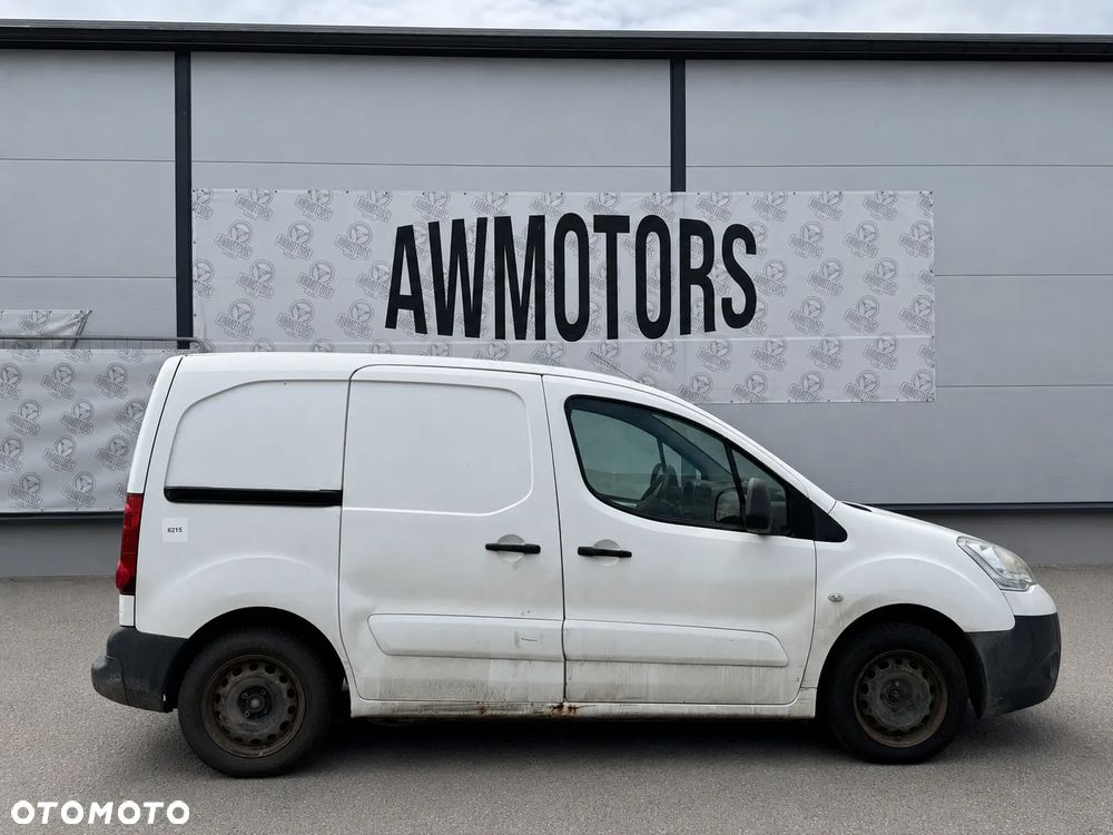 CITROEN BERLINGO 2009 *SAMOCHÓD NA CZĘŚCI* 6215 EWP - BANQUISE WHITE PAINT MASKA, LAMPA, DRZWI, LUSTERKO, ZDERZAK, GRILL, BŁOTNIK, KLAPA, BELKA, DESKA, FOTELE, KANAPA, ĆWIARTKA KIEROWNICA, TARCZE, ZACISKI, ZAWIESZENIE, KOMPLETNY PRZÓD, KOMPLETNY TYŁ, LICZNIK, ZEGARY, PRAWE LEWE PRZÓD TYŁ - 4