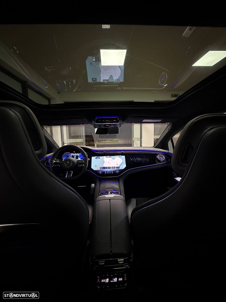 Mercedes-Benz EQE - 7