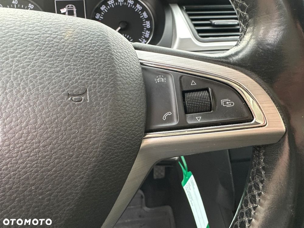 Skoda RAPID 1.2 TSI Ambition - 24