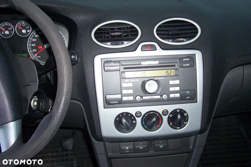 Ford Focus 1.6 TDCi DPF Ambiente - 16