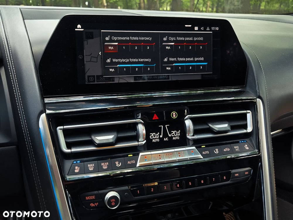 BMW Seria 8 - 22