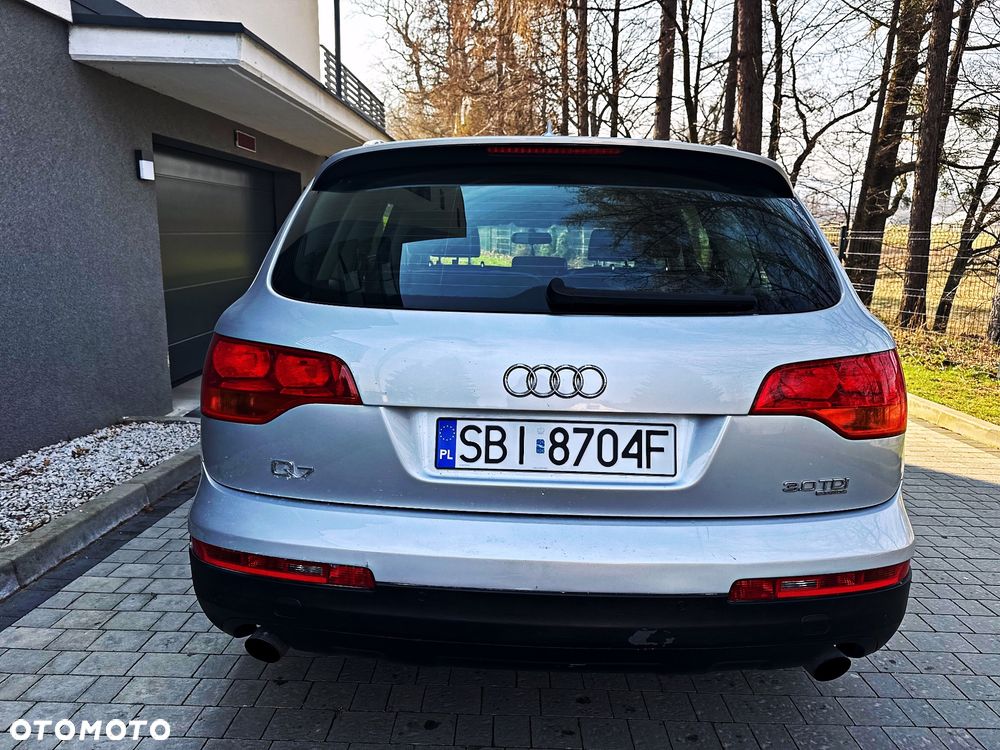 Audi Q7 3.0 TDI DPF Quattro Tiptronic - 22