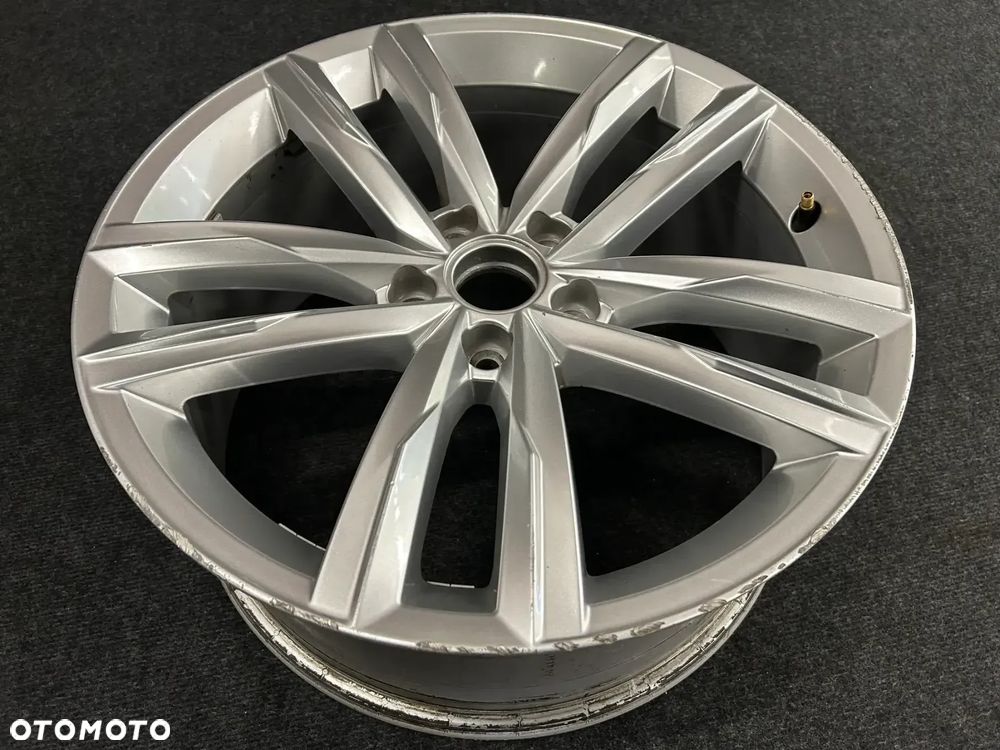 Alufelga VW Passat B8 18 cali 5x112 1szt. 3G0601025H - 2