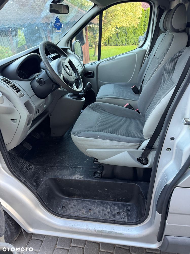 Renault Trafic - 8