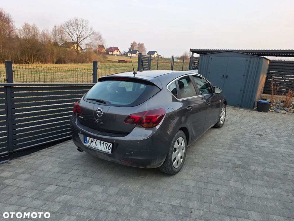 Opel Astra 1.4 T Cosmo - 15