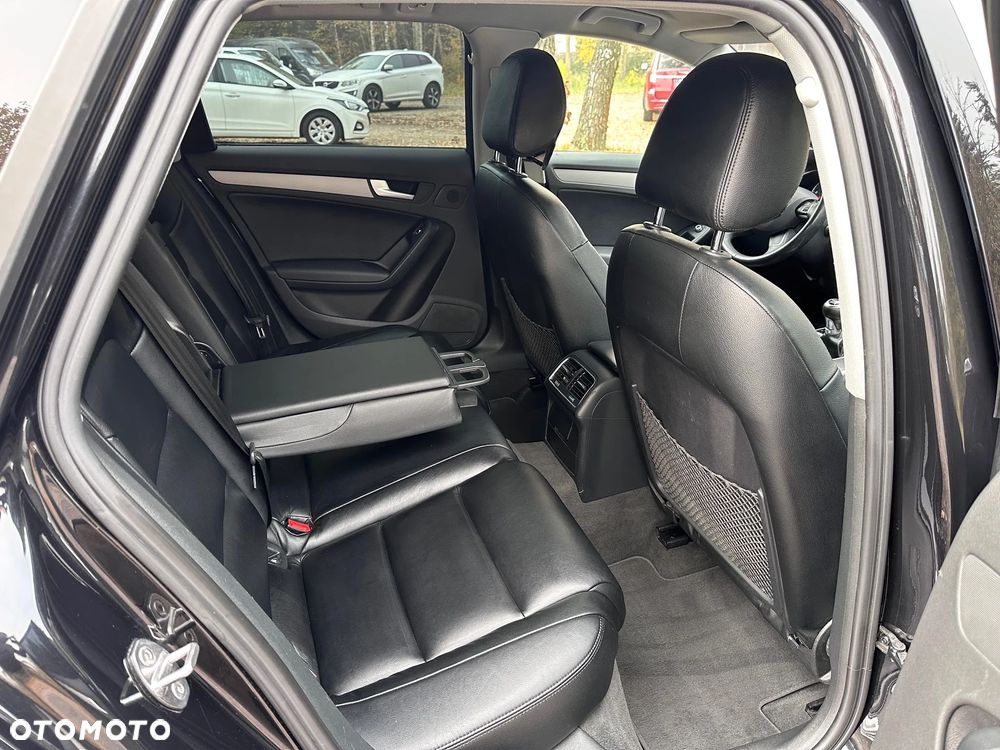 Audi A4 Avant 2.0 TDI - 27