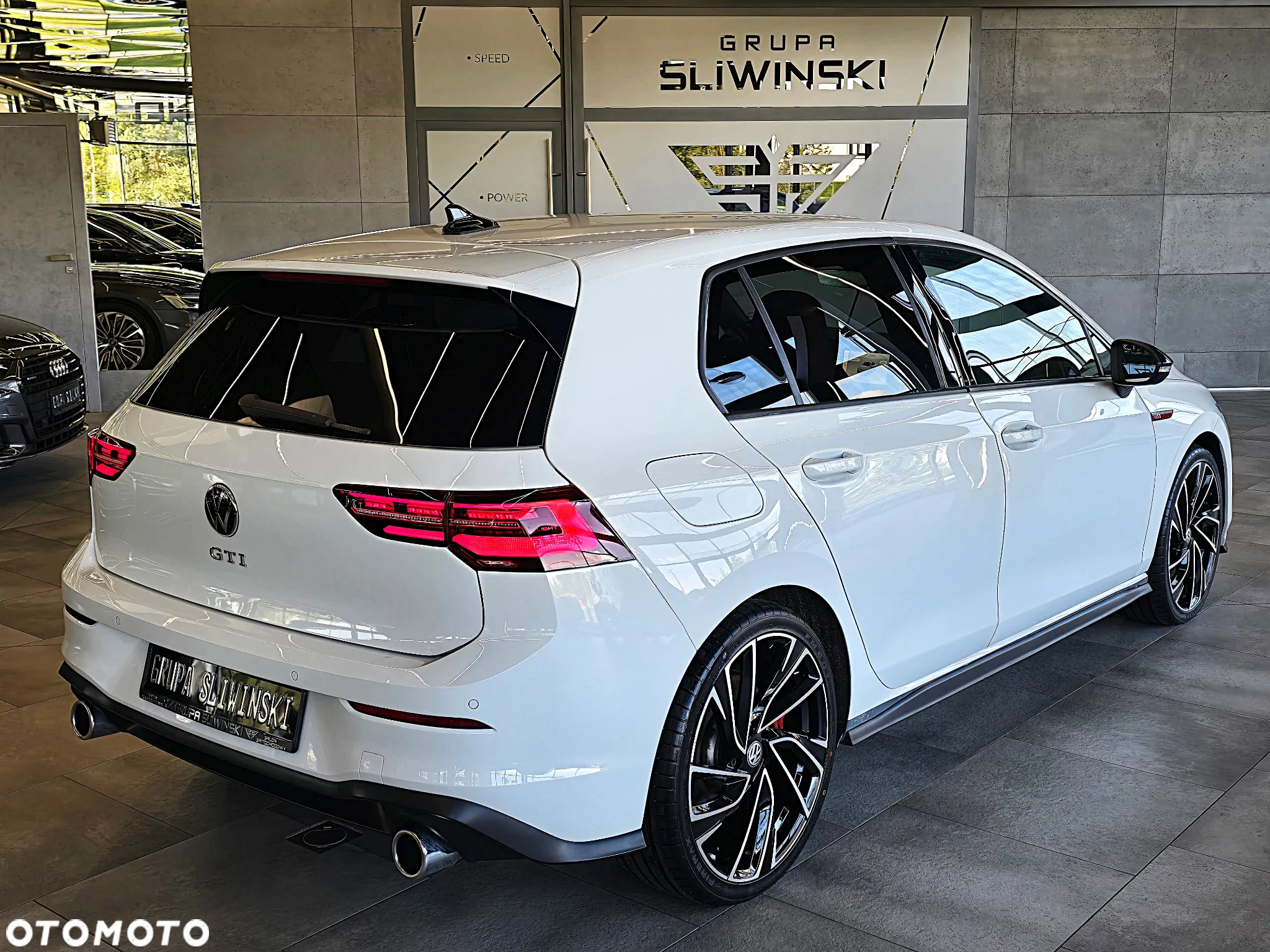 Volkswagen Golf VIII 2.0 TSI GTI DSG - 9