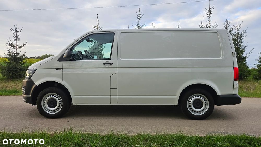 Volkswagen Transporter - 21