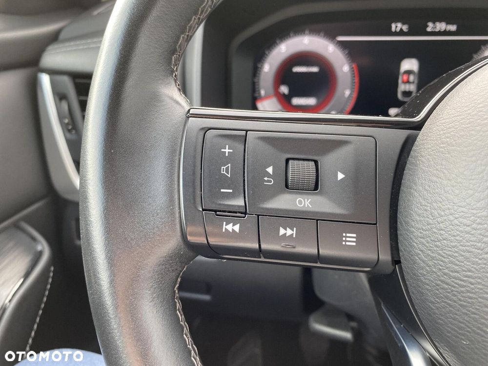 Nissan Qashqai 1.3 DIG-T N-Connecta - 23