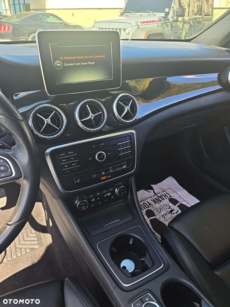 Mercedes-Benz CLA 250 7G-DCT Sport - 11