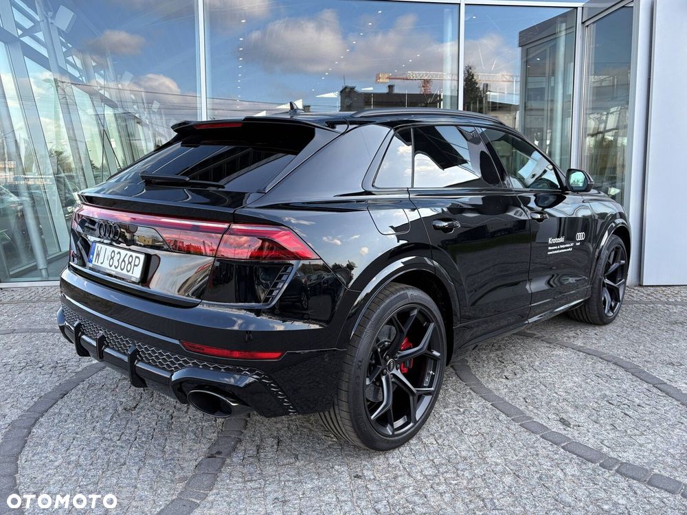 Audi RS Q8 - 12